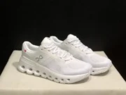 ⁦On Cloudrunner 2⁩ - الصورة ⁦3⁩