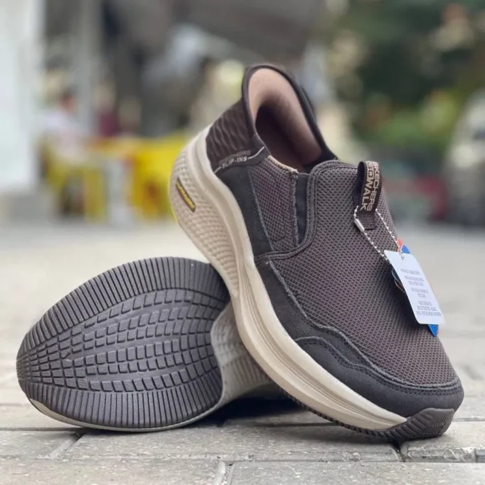 ⁦Skechers slip ins⁩ - الصورة ⁦1⁩