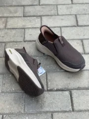 ⁦Skechers slip ins⁩ - الصورة ⁦2⁩